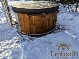 Black leather lids for outdoor hot tubs (1)