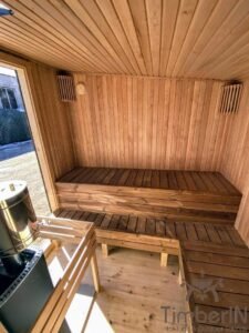 Sauna extérieur moderne avec façade en verre (1)